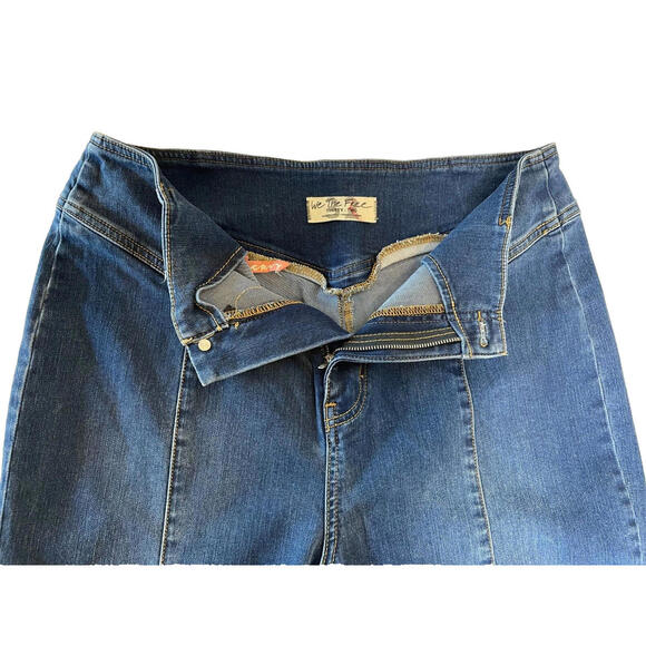 We The Free Curvy Denim Retro Flare Jean Seam Front High Rise Raw Hem Stretch 32 - Picture 5 of 8